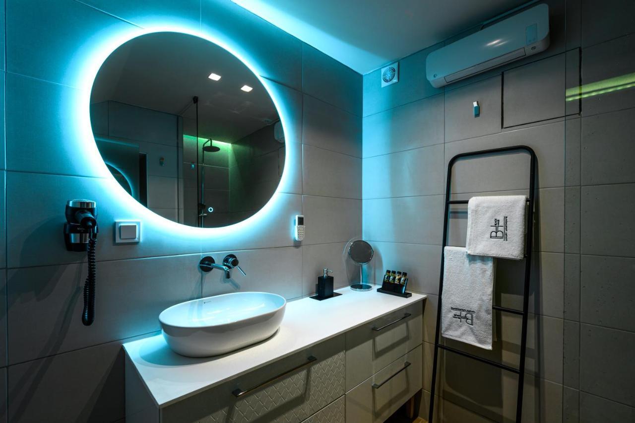 Blackhaus Apartments เทสซาโลนิกิ ภายนอก รูปภาพ