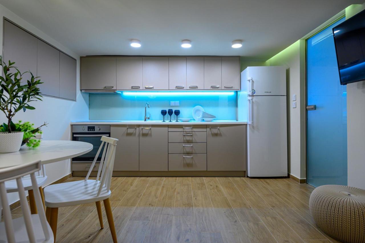 Blackhaus Apartments เทสซาโลนิกิ ภายนอก รูปภาพ