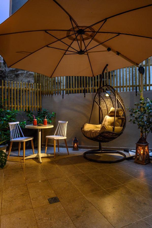 Blackhaus Apartments เทสซาโลนิกิ ภายนอก รูปภาพ