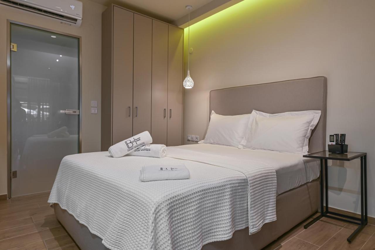 Blackhaus Apartments เทสซาโลนิกิ ภายนอก รูปภาพ